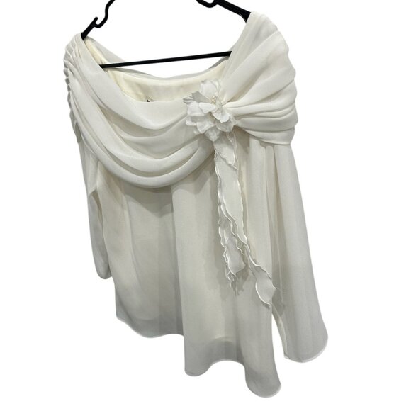 MSK Elegant White Drape Neck Blouse With Flower Detail Women Size 1X - Picture 3 of 9